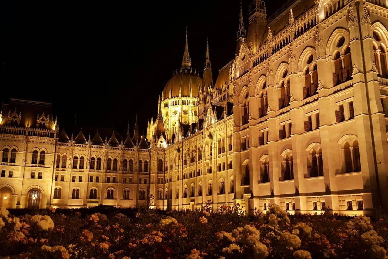 New, High Quality Apartment In The City Center Budapest Extérieur photo